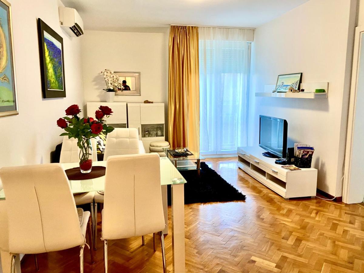 Apartment Dijana 3 Split Exterior photo